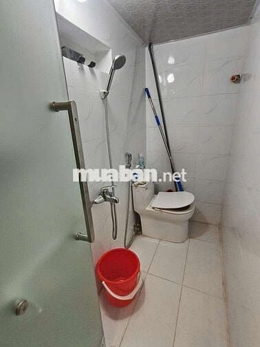 Bán nhà TT Lò Đúc, tầng 2 oto đỗ, 50m 2N1WC, full nội thất, tiện ích