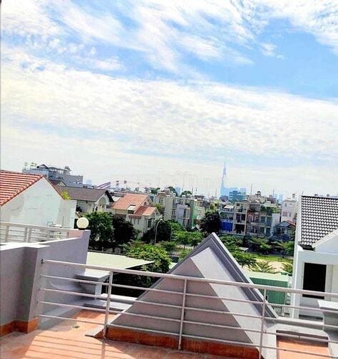 CHO THUÊ PHÒNG THOÁNG MÁT SẠCH SẼ CÓ CỬA SỔ, GẦN CÔNG VIÊN