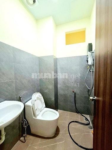 Bán nhà phố liền kề, thuận tiện mở văn phòng, spa, căn hộ dịch vụ