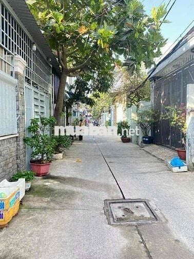 Nhà 1 trệt 3 lầu đẹp 5x20m Shr đg ô tô thông gần chợ Đầu Mối Bà Điểm