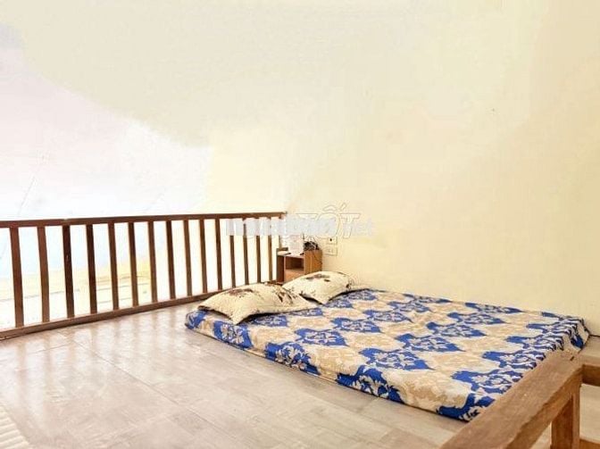 Tập thể Hà Nội 3 ngủ quận Hai Bà Trưng - ô tô đỗ cửa