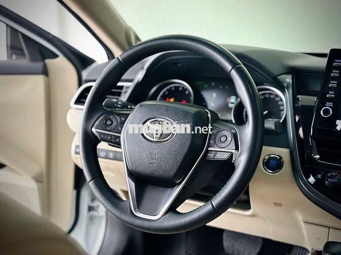 Toyota Camry 2.5Q 2023 - 50000 km