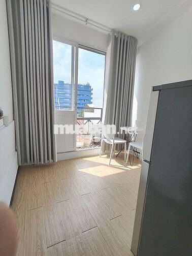 CHÍNH CHỦ CHO THUÊ PHÒNG TÁCH BẾP BANCOL SIÊU THOÁNG NGAY CHỢ BÀ CHIỂU