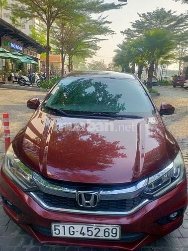 Cho thuê xe tự lái giá rẻ Thủ đức 