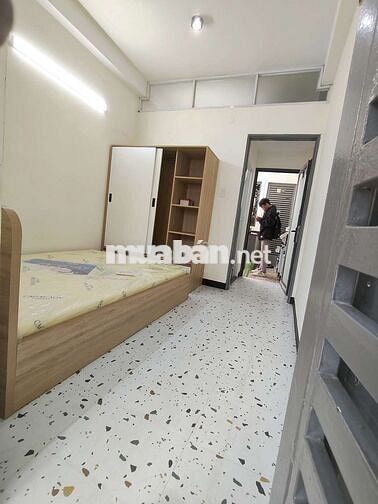 CHÍNH CHỦ CHO THUÊ PHÒNG TÁCH BẾP BANCOL SIÊU THOÁNG NGAY CHỢ BÀ CHIỂU