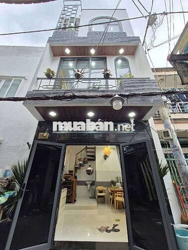 NHÀ 3 TẦNG  MỚI  – 2PN, 3WC – SÁT MẶT TIỀN  – TẶNG FULL NỘI THẤT