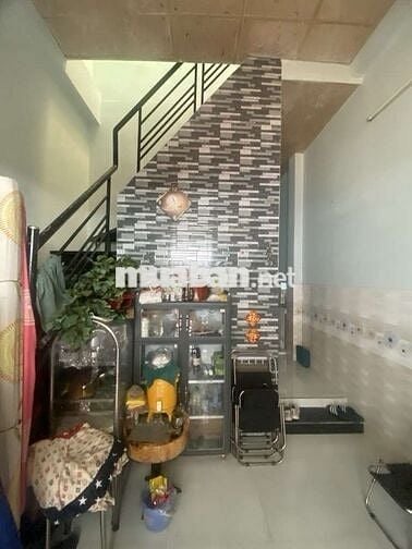 BÁN NHÀ TRUNG TÂM Q6 HẺM XE HƠI , GIÁ RẤT TỐT , CHỦ CẦN GẤP