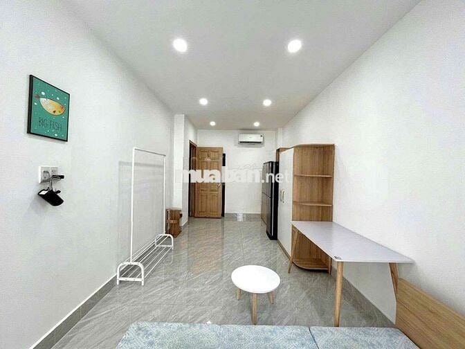 SIÊU PHẨM STUDIO BAN CÔNG FULL NỘI THẤT GẦN CẦU NGUYỄN VĂN CỪ