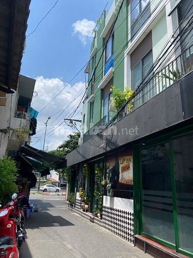 Bán nhà 4 tầng sát Mặt tiền Phạm Văn Đồng, P3. Ngay ĐH Công Nghiệp.