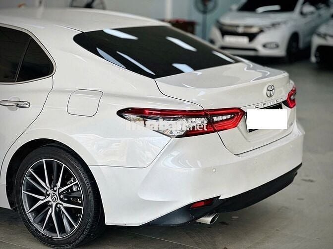 Toyota Camry 2.5Q 2023 - 50000 km