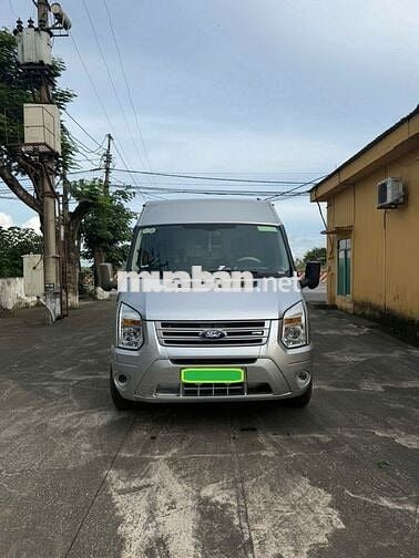 Ford Transit 2016 tải van 3 chổ 900kg