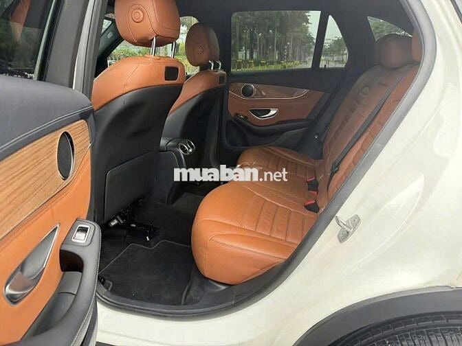 Mercedes GLC250 4Matic 2017 Trắng