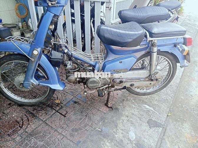 Honda Cub 84 màu Xanh