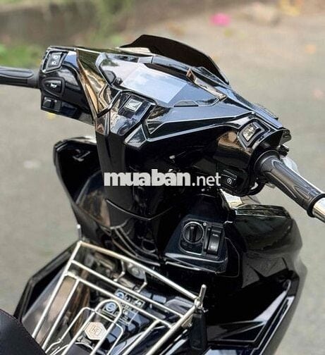 Honda Air Blade 125 2024 4val Đen bóng