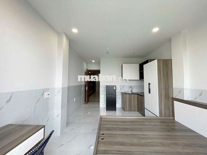 CHO THUÊ PHÒNG BANCON FULL NT Ở VƯỜN LÀI , Q12 GẦN NTS