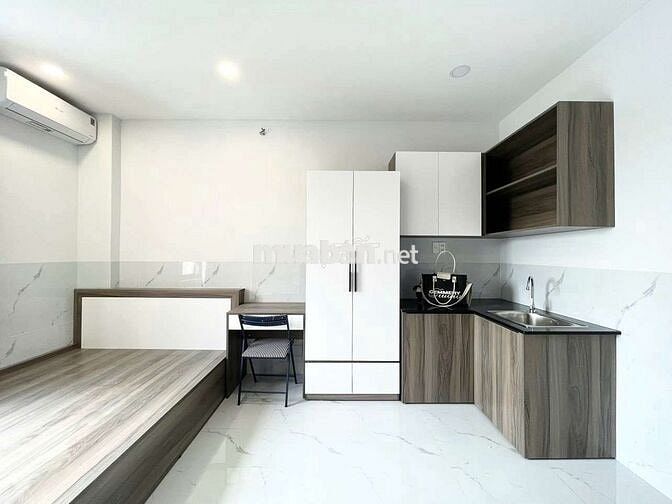 CHO THUÊ PHÒNG BANCON FULL NT Ở VƯỜN LÀI , Q12 GẦN NTS