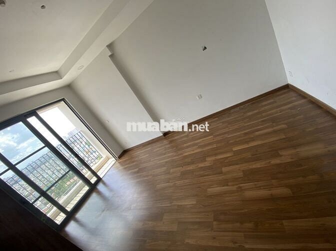 Căn Hộ Tầng Trung – View Đẹp – Ít Khi Có Hàng - 2bancol Cực Thoáng