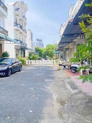 Cần Bán Gấp Nhà Trệt 2 Lầu KDC Hưng Phú 1 Gia Tốt