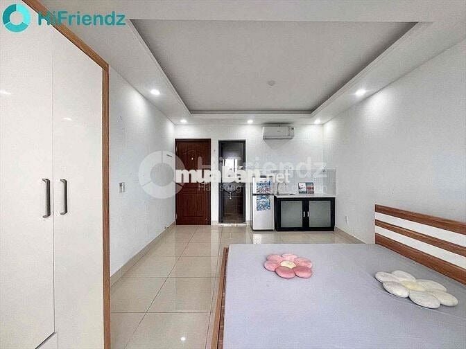 Cho thuê phòng ban công full nội thất view thoáng mát trung tâm Quận 7