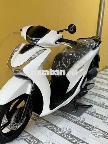 SH 125 đời 2021 trắng đen mới keng 43E1-651.96