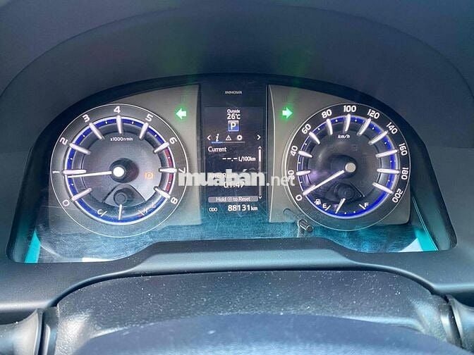 Toyota Innova 2017 2.0 Venturer - 88000 km