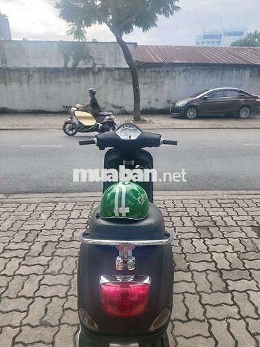 Vespa Lx125IE phun xăng điện tử xả rẻ