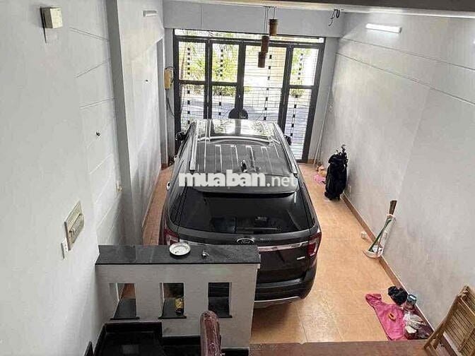 CHO THUÊ NHÀ LÀM CHDV/CẢI TẠO(3LẦU,6PN,6WC,MB ĐƯỜNG HOA HỒNG,PHÚ NHUẬN