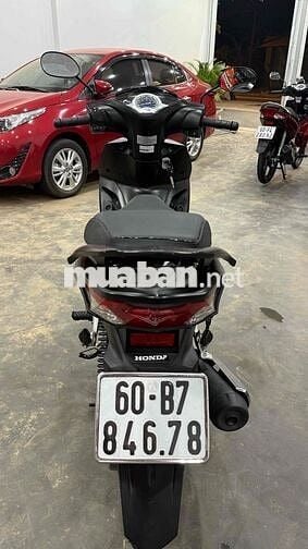 FuUTURE BÁNH MÂM 2022 SIÊU LƯỚT ĐẸP LUNG LINH