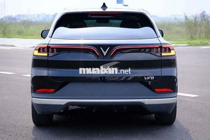 Xe điện Vinfast VF8 Eco 2024 Đen