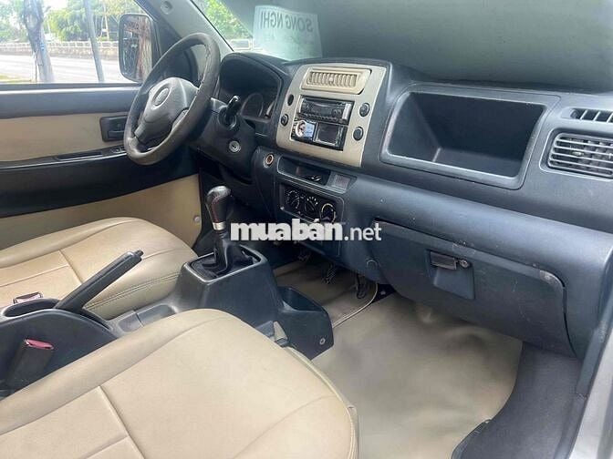 125 triệu susuki APV số sàng 8 chổ