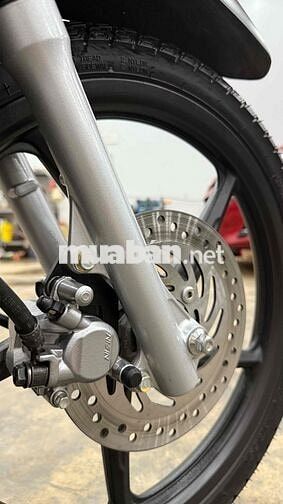 FuUTURE BÁNH MÂM 2022 SIÊU LƯỚT ĐẸP LUNG LINH