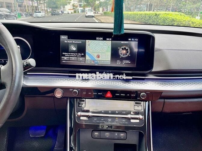 Kia Carnival 2.2D Signature 2022 - 1 chủ từ đầu