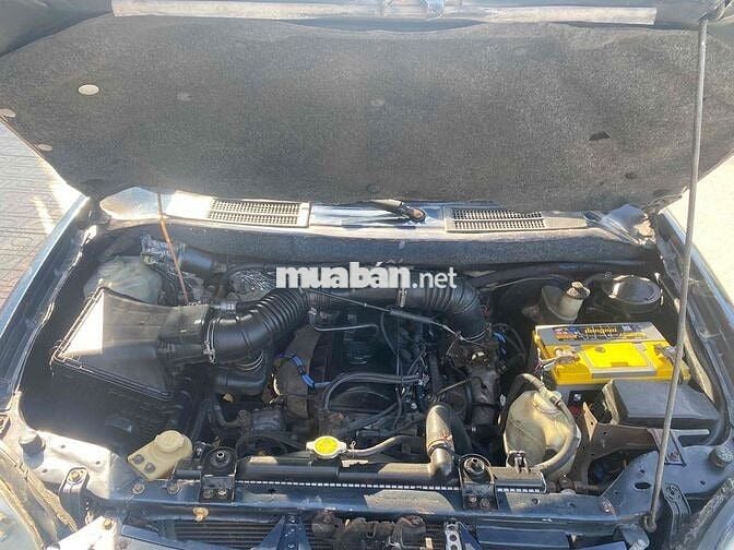 Mitsubishi Jolie 2004