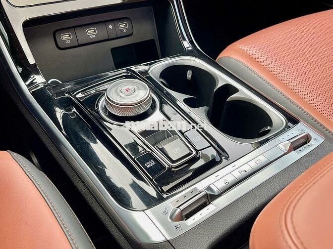 Kia Carnival 2.2D Signature 2022 - 1 chủ từ đầu