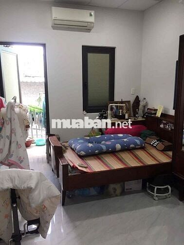 BÁN NHÀ MỘT XẸT NGUYỄN THÁI BÌNH  KC 3 TẦNG 2PN CHỈ NHỈNH 4 TỶ