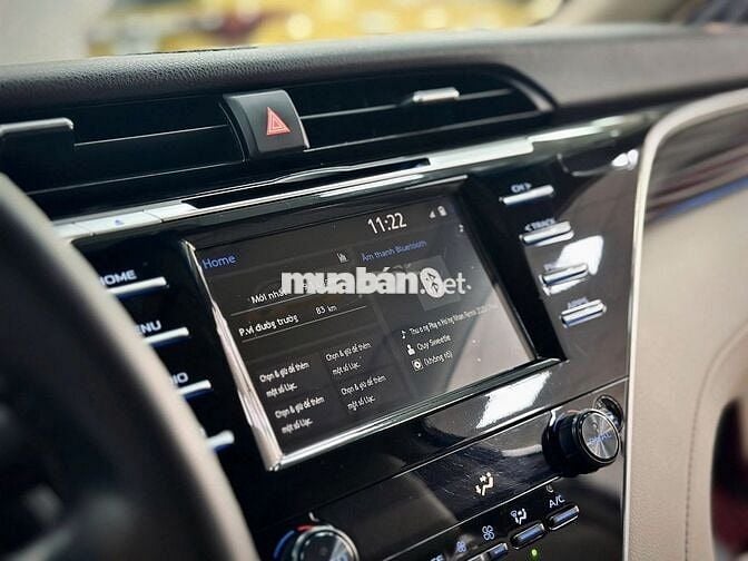 Toyota Camry 2019 2.0G - 20000 km