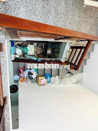 🏡🏡 Chính chủ cần bán nhà 3 tầng 3 mê đúc kiệt oto 500 thông 518/37 Tôn