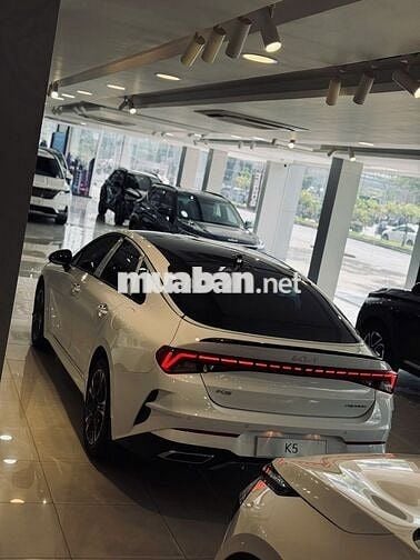 Kia K5 2024  - 30 km