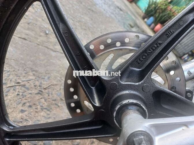 Future x fi bánh mâm zin đẹp