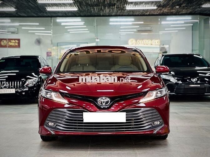 Toyota Camry 2019 2.0G - 20000 km