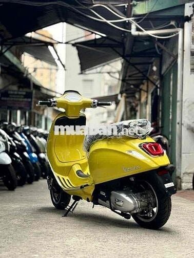 Piaggio Vespa Sprint 125 ABS 2024 Vàng