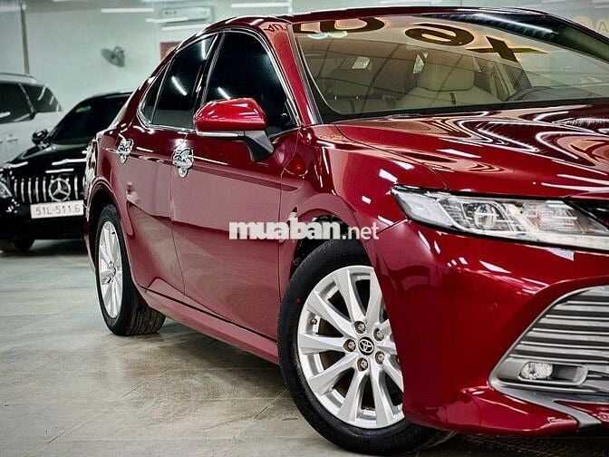 Toyota Camry 2019 2.0G - 20000 km