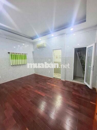 Cho Thuê Nhà Lầu Gần Công Sau Pouchen