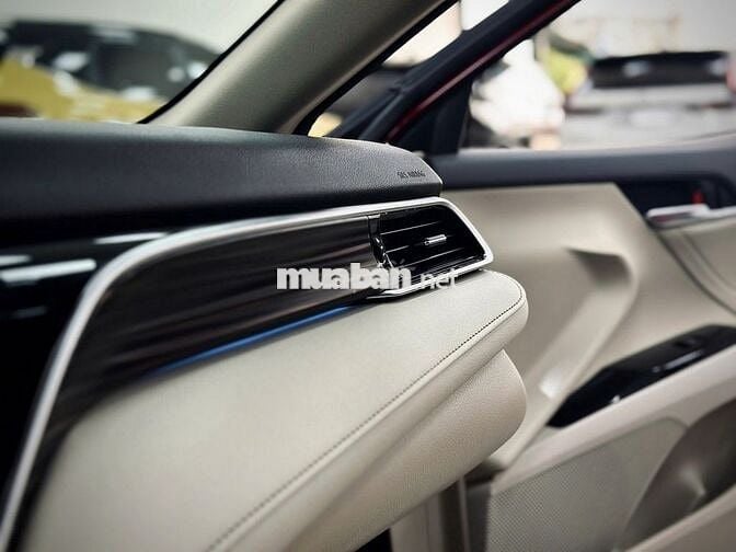 Toyota Camry 2019 2.0G - 20000 km