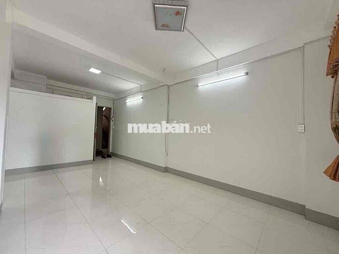 CH 155 Lý Thường Kiệt, p7, Q11. 56m2. 2pn, 2wc. 3.5tỷ