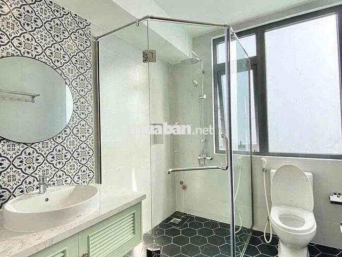 CĂN HỘ DỊCH VỤ 1 PHÒNG NGỦ TÁCH BẾP - BAN CÔNG GẦN EMART PHAN HUY ÍCH