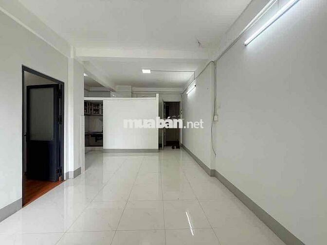 CH 155 Lý Thường Kiệt, p7, Q11. 56m2. 2pn, 2wc. 3.5tỷ