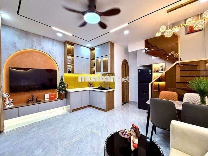 NHÀ VỊ TRÍ TIỆN KINH DOANH 5X23 ĐƯỜNG AN PHÚ TÂY- HƯNG LONG. ÌNH CHÁNH