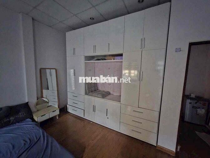 Pass nhà nguyên căn cho thuê, 1 trệt 1 lầu 2wc. đường Lê Lợi, Gò Vấp