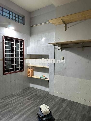 PHÒNG TRỌ GIÁ SV MẶT TIỀN ĐƯỜNG PHAN VĂN TRỊ